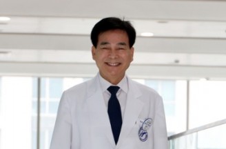 “4병상서 1008병상 성장할 동안 423억 기부… 나누면 10배로 돌아오더라”[M 인터뷰]